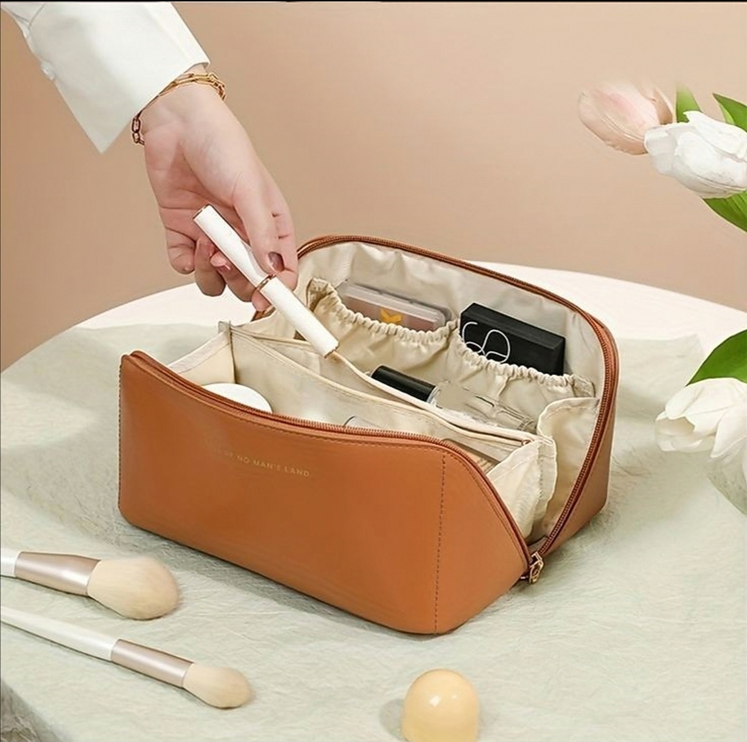 باکس لوازم آرایش - کیف آرایشی چرم مستطیل  کیف آرایشی چرم مستطیل -1